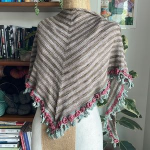 Vintage Inspired Shawl